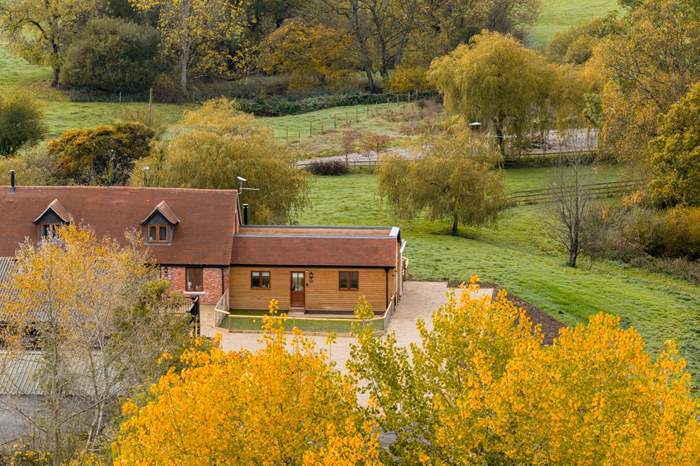 Kingfishers is a 1 bedroom, dog friendly holiday cottage near Shaftesbury, Dorset.