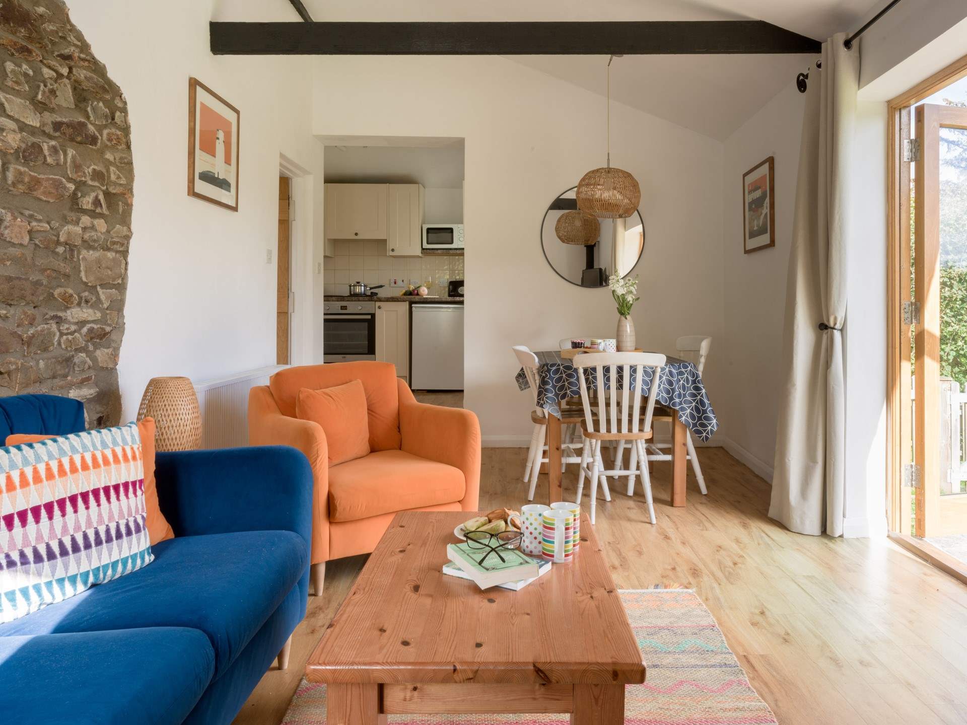 A sociable space for dining and relaxing.