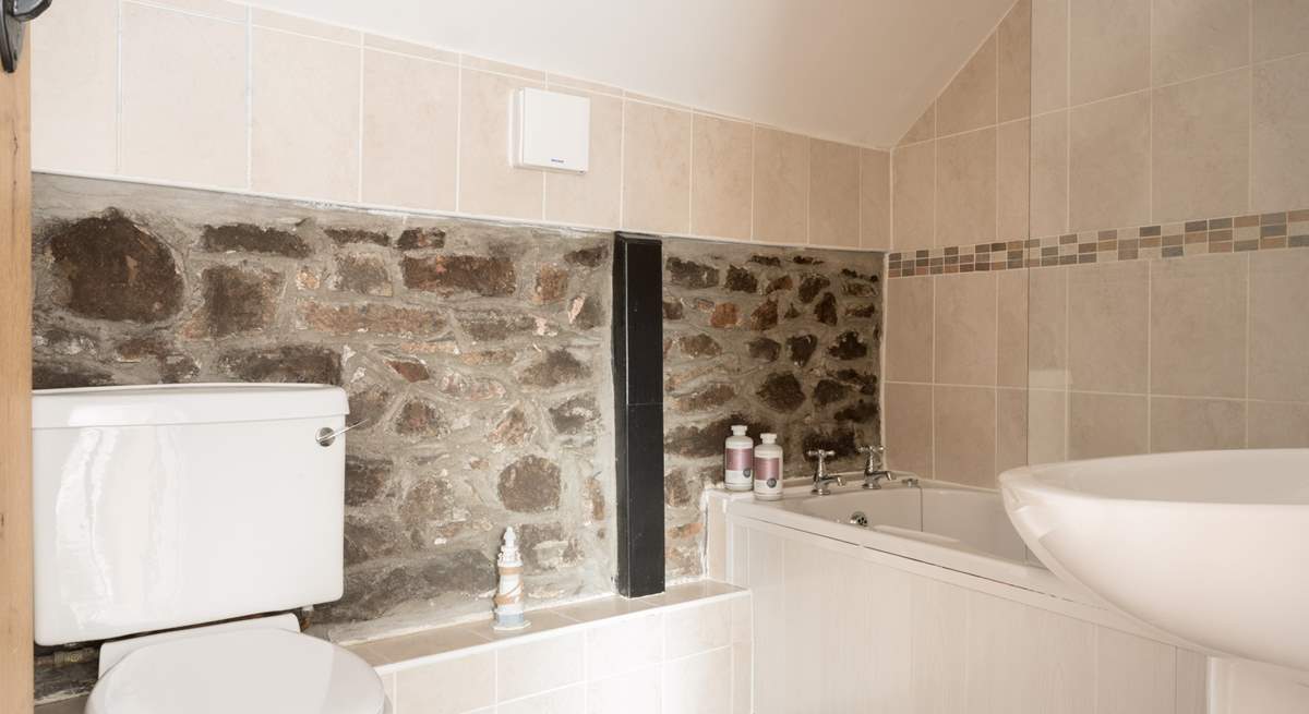 Rinse off those sandy toes in the family bathroom.