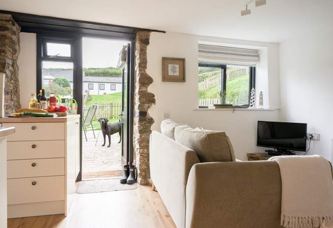 Your four-legged friends are most welcome.