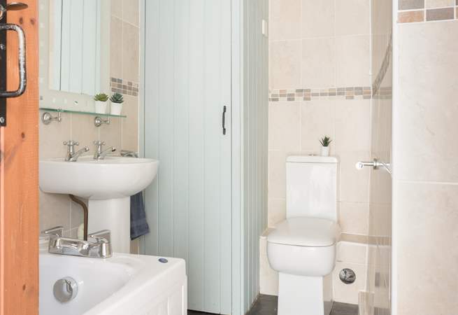 The family bathroom also has a fitted shower for that quick refresh in the morning before heading out for the day.