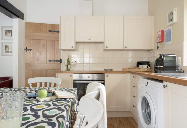 The well-equipped kitchen has everything you need for rustling up a holiday meal.