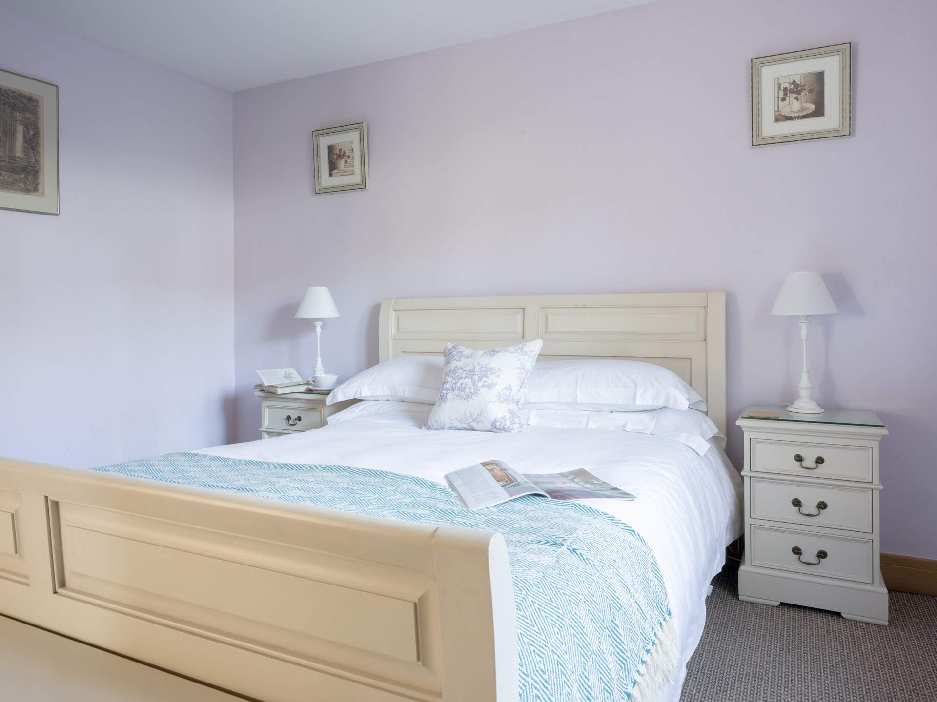 The king-size bed is very inviting...