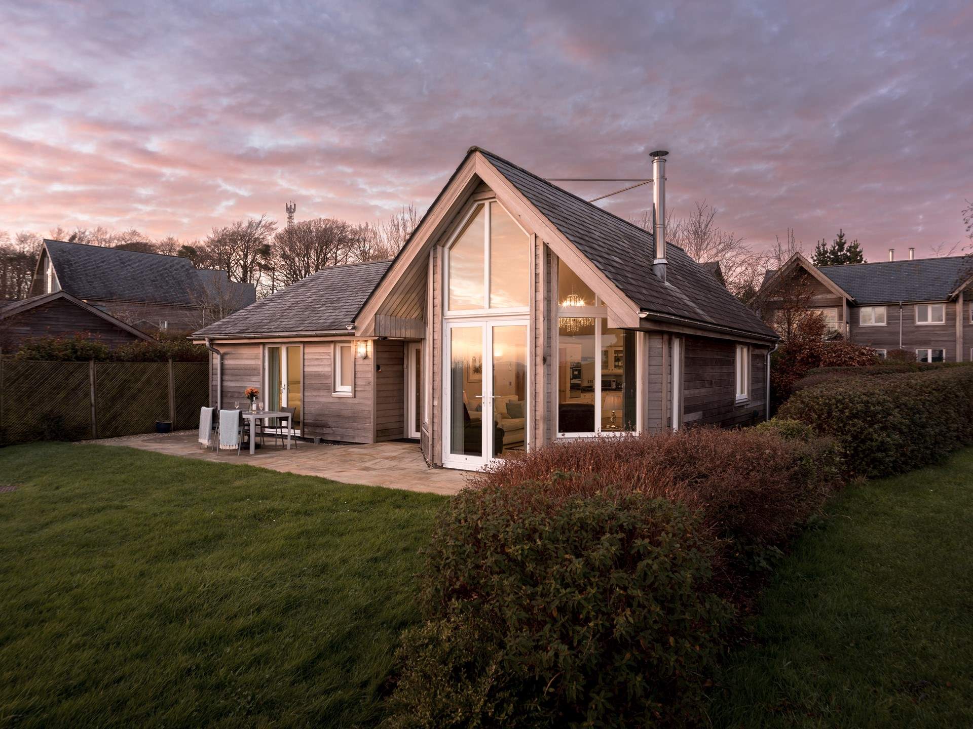 Welcome to the spectacular The Cygnet - Lodge 11. A purpose-built luxury Scandinavian style holiday home set in the most glorious sylvan surroundings on the fringe of the famous Cricket St Thomas estate.