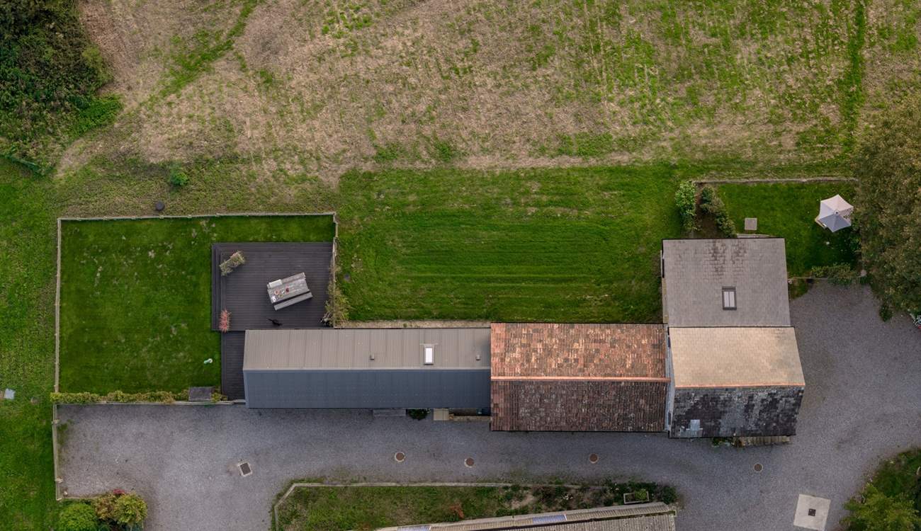 Loaf At The Granary to the right and Hood's to the left. Both can be booked for a group gathering.