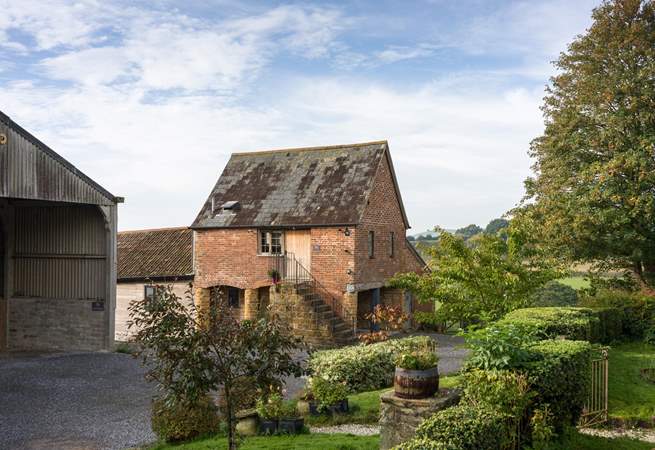 Loaf At The Granary also has some dog washing facilities and towels in the large barn just to the left. These owners have thought of everything.

