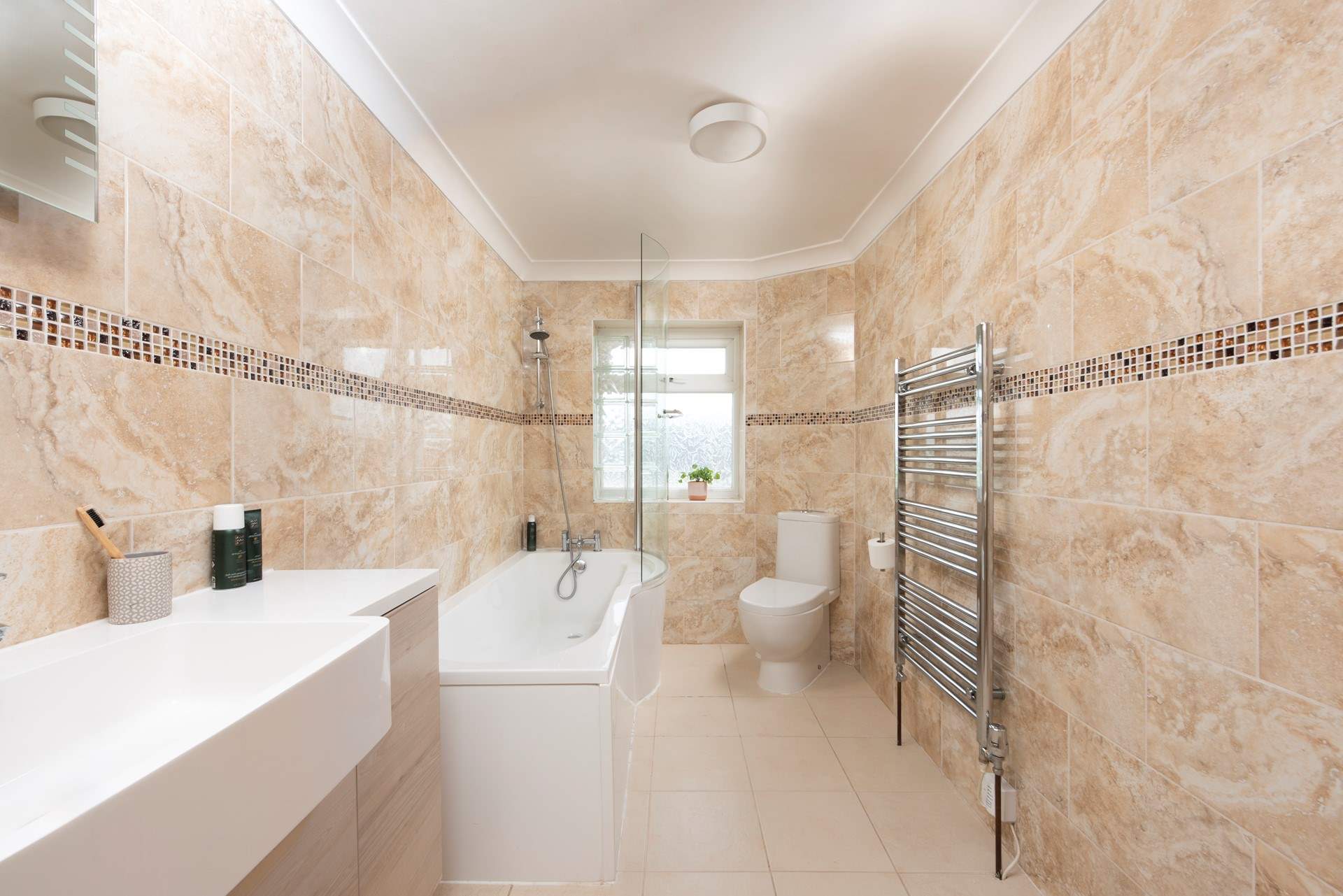 The family bathroom on the first floor.