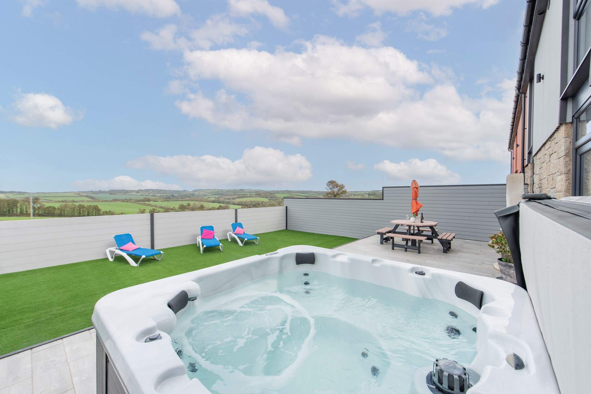 The rolling valley views!