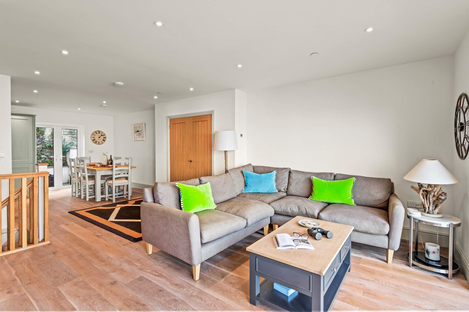 The open plan feel is great for those wanting to relax, play and unwind together.