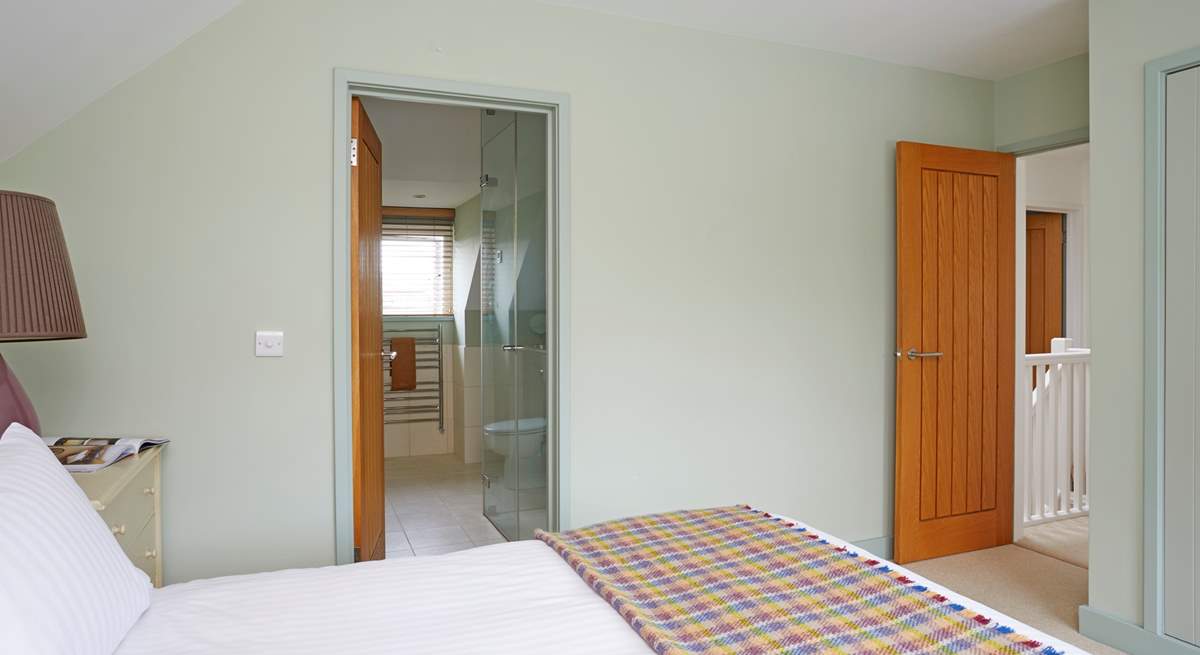 Bedroom 4 with king-size bed.