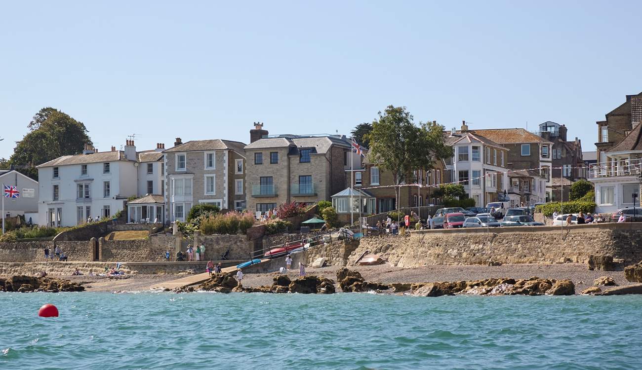 Seaview Bay is the perfect spot for crabbing and swimming.