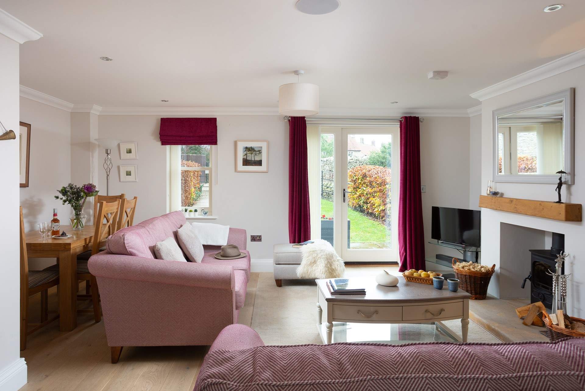 Contemporary furnishings oozing comfort.