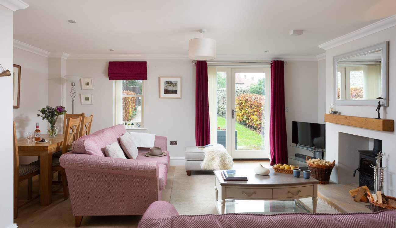 Contemporary furnishings oozing comfort.