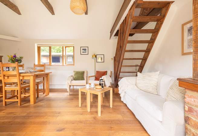 Please note that there is no access to the first floor from the stairs in the living area. All the accommodation is on the ground floor. 