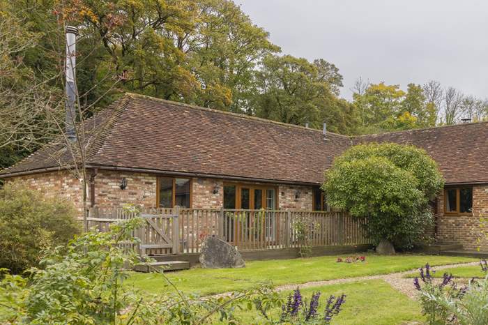 Pomona Annexe is a 2 bedroom, dog friendly self catering cottage in Battle.