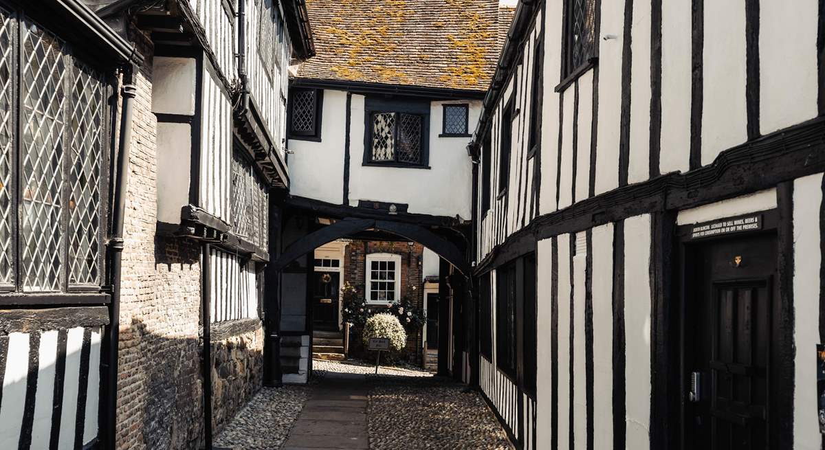 Explore the cobbled streets of Rye.