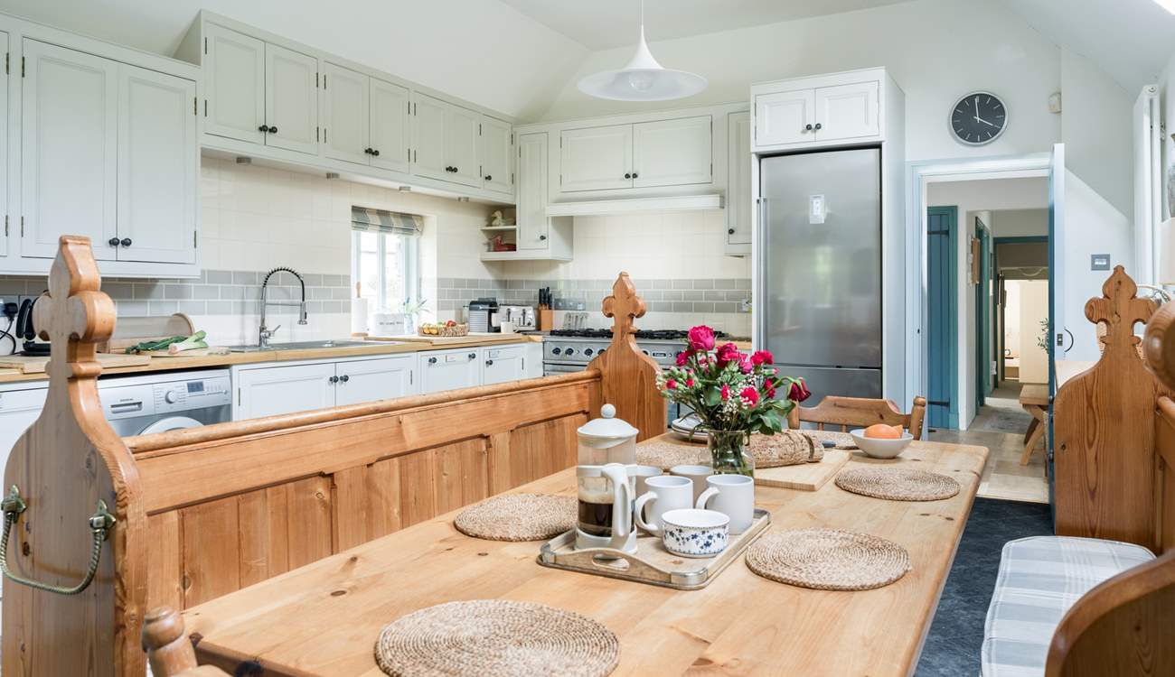 The fully equipped kitchen has everything you will need.
