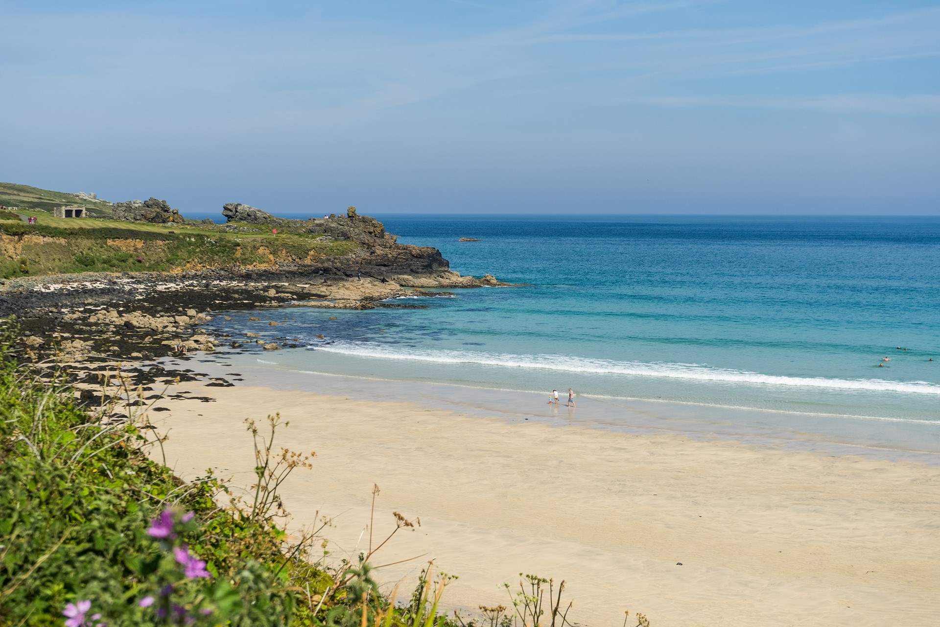 St Ives has beaches with golden sands and shimmering turquoise water.