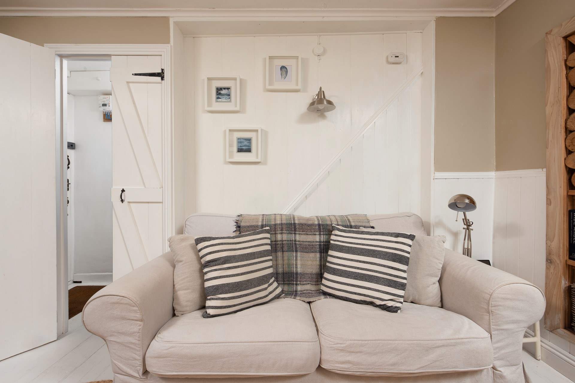 A snug retreat which invites you to stay a little longer.