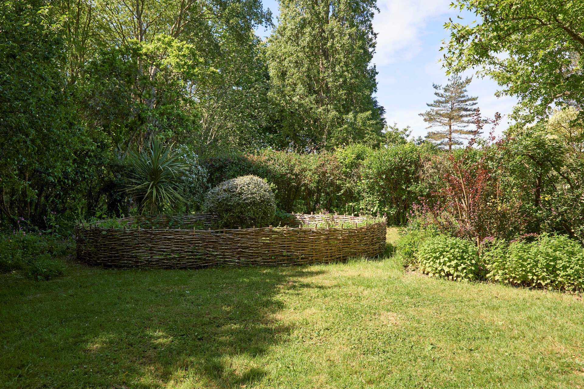 Please note there is a pond in the garden that has been fenced in - please supervise children at all times.