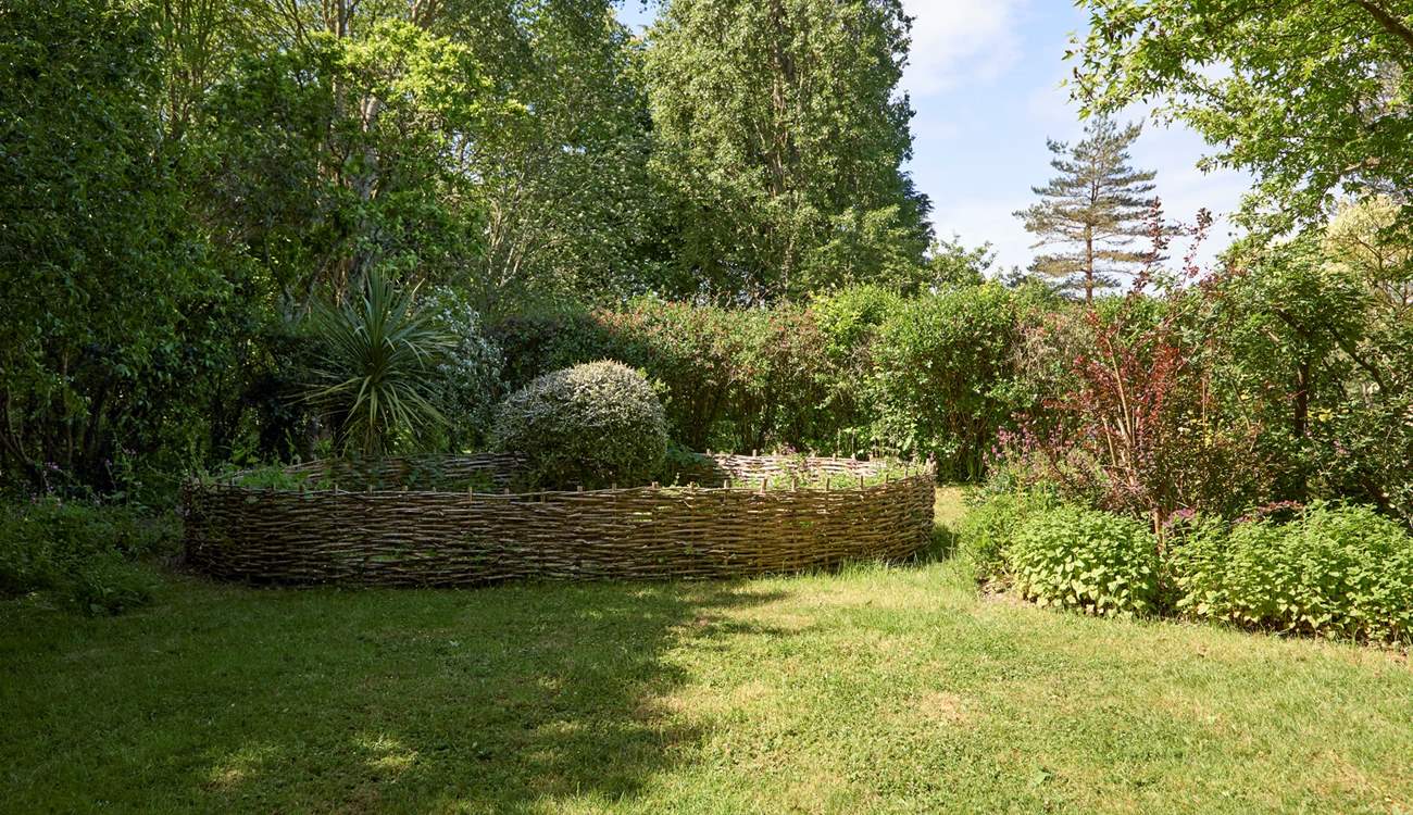 Please note there is a pond in the garden that has been fenced in - please supervise children at all times.