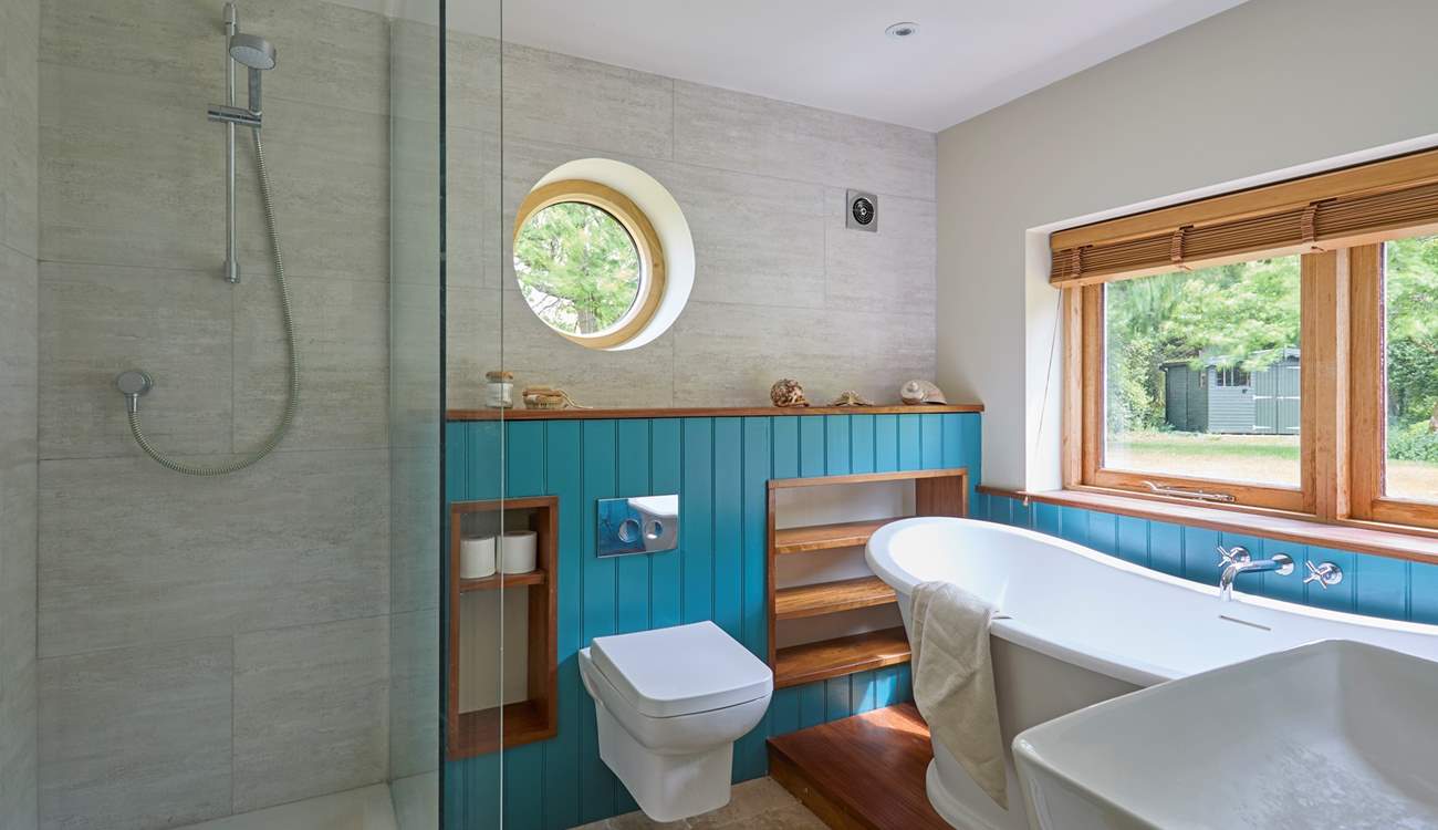 Relax after a busy day in the gorgeous slipper bath.