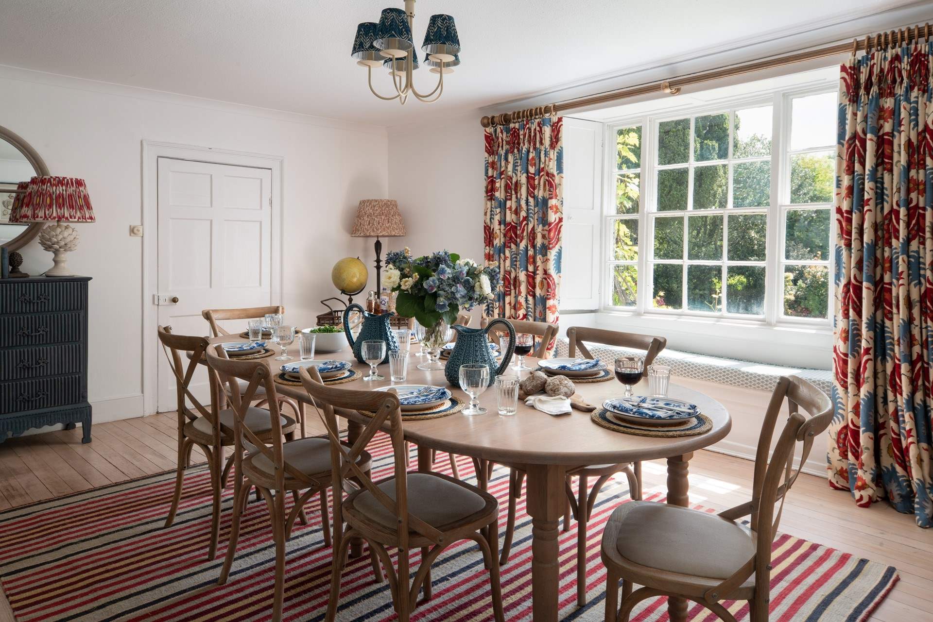 Celebrate holiday meals gathered around the dining-table.