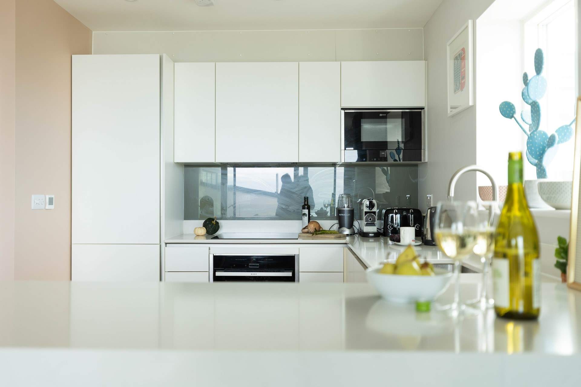 The well-equipped kitchen has everything you might need.