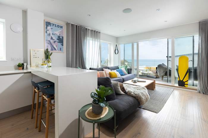 Soul Surfer is a 2 bedroom apartment with sea views in Crantock, North Cornwall.