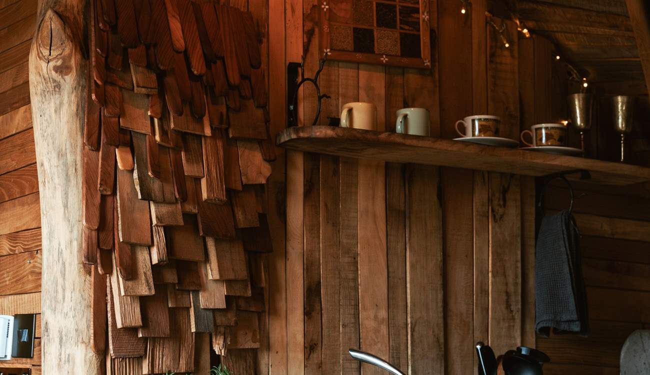The kitchen offers everything you could need for rustling up romantic meals.