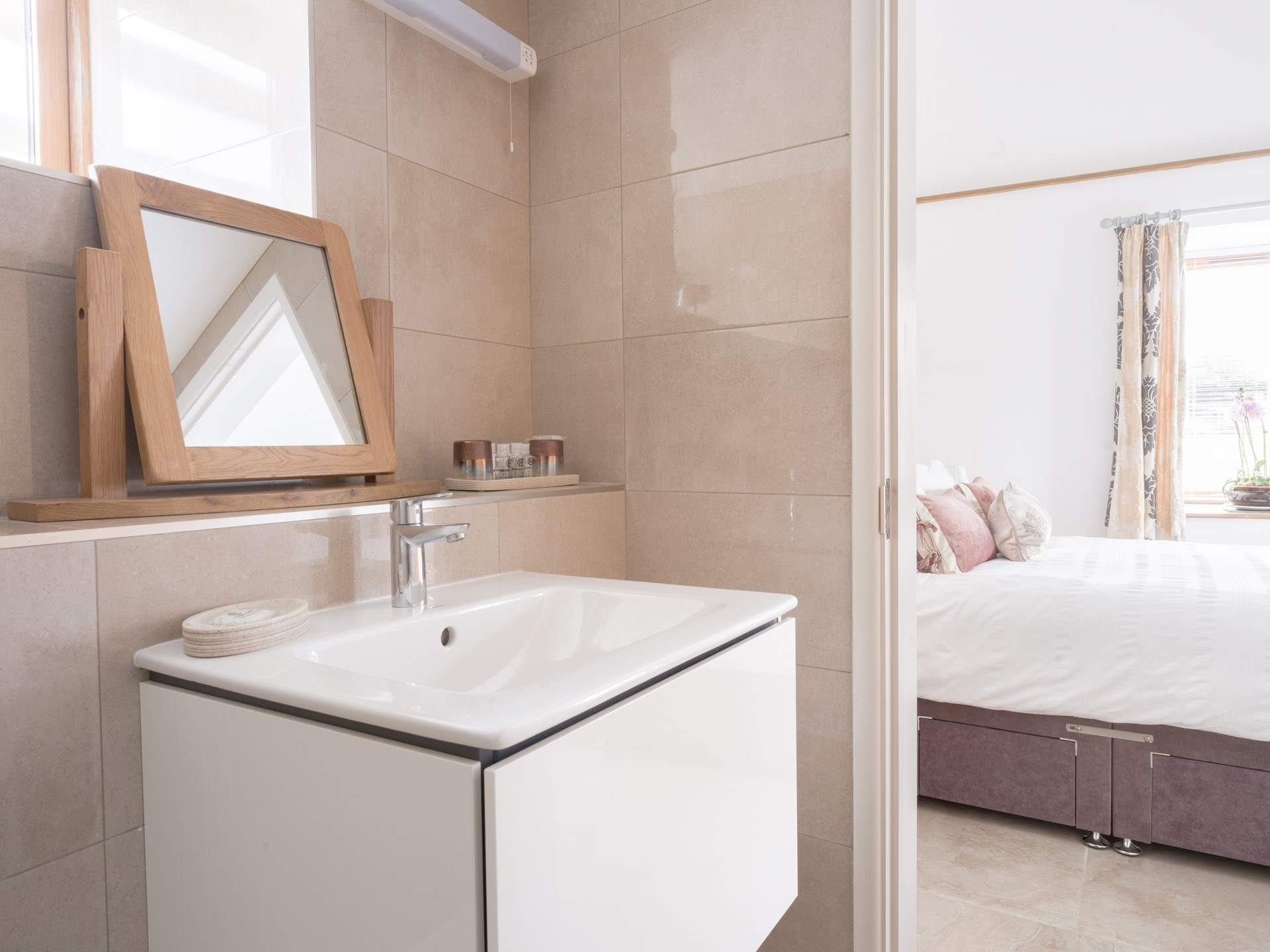 Natural light and the feeling of space has been the focus in this serene place. You will feel yourself unwinding from the moment you enter.