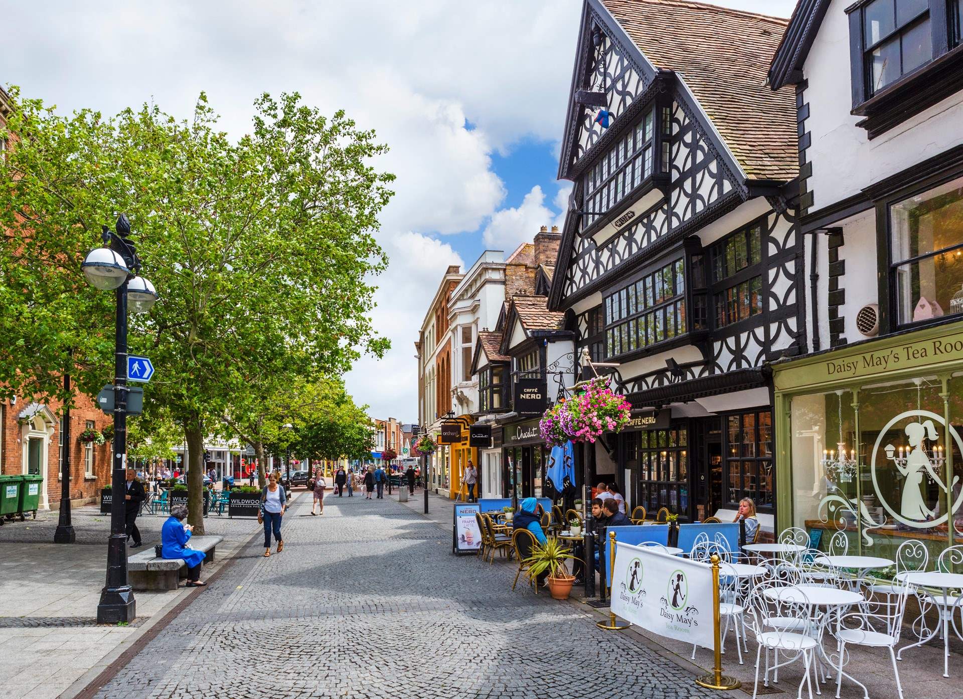 Taunton is the county town of Somerset and well worth a visit. Just 20 minutes away why not try it's fabulous independent market...