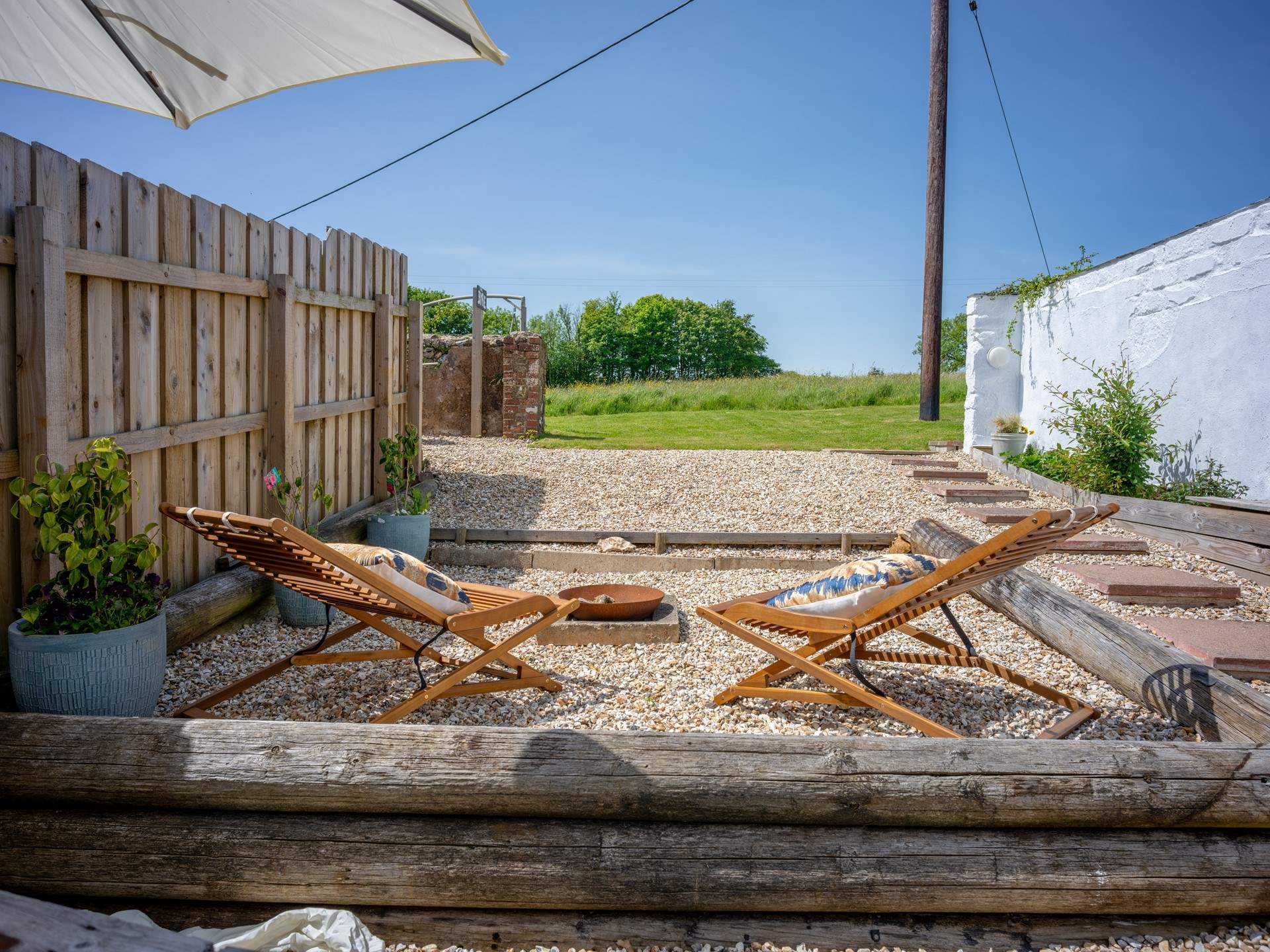 Kick back and relax in some rural bliss at The Byre, a beautiful bolthole for two in the Blackdown Hills.