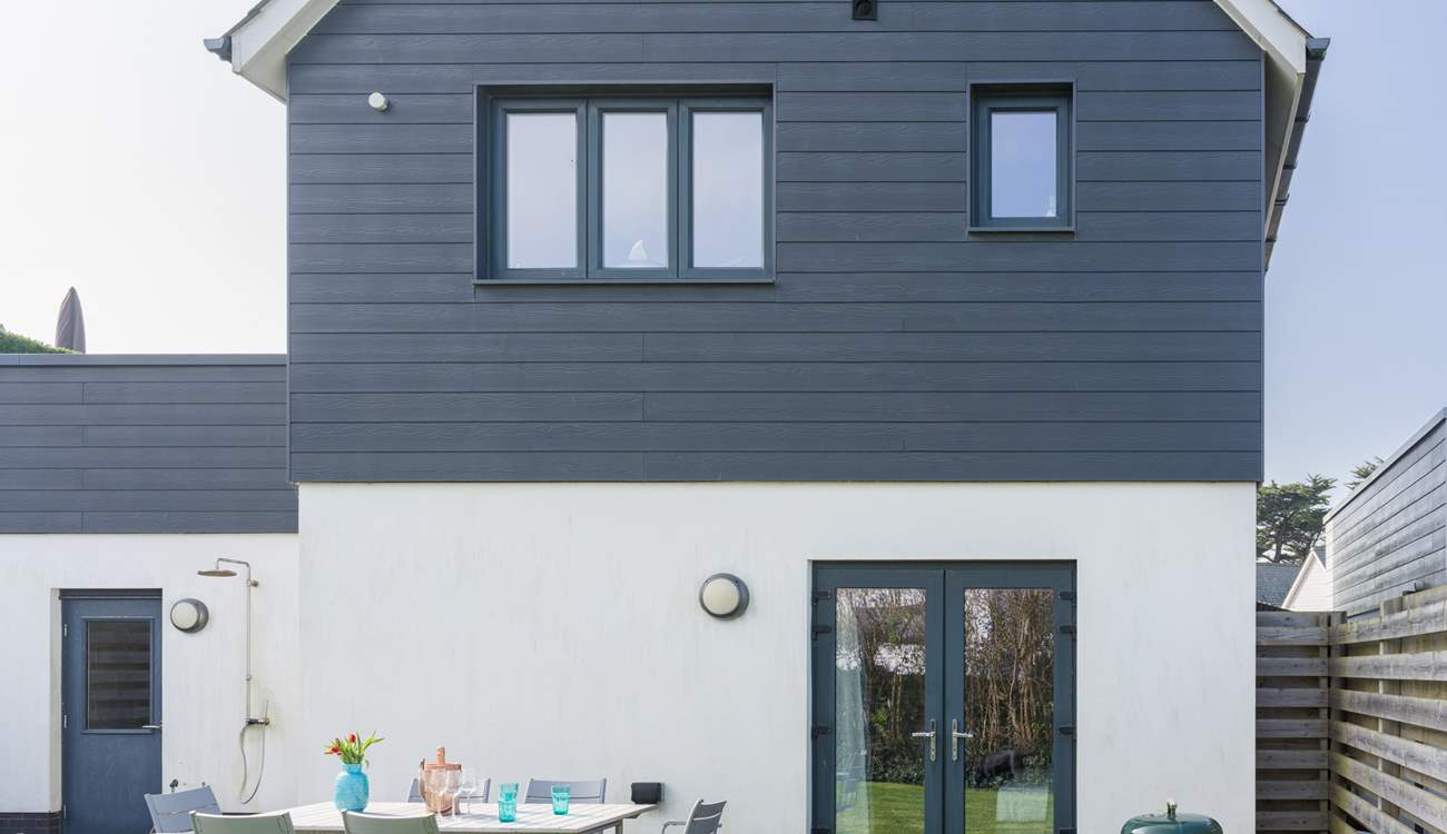 Fire up the barbecue for al fresco dining.