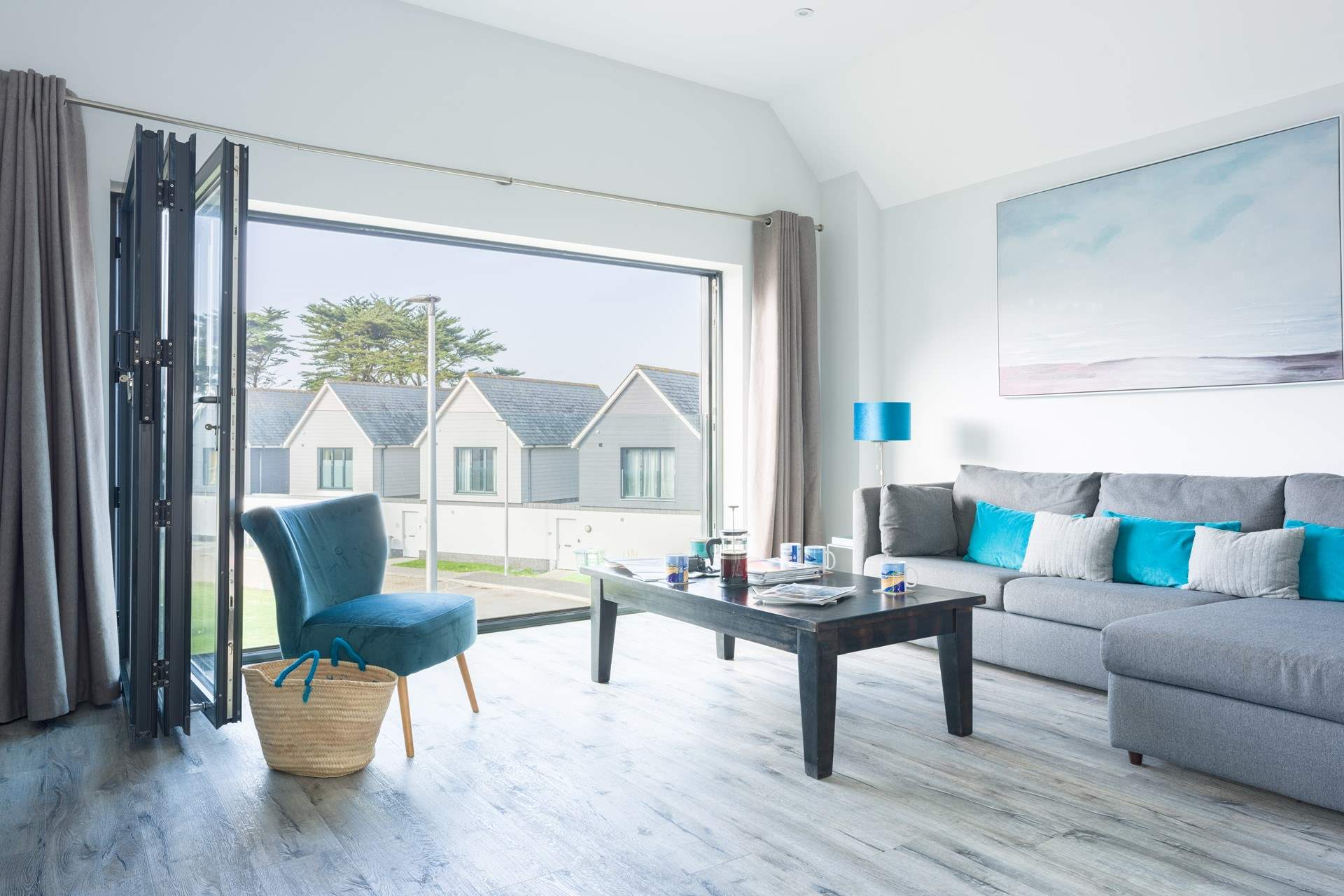 The sitting-area offers the perfect spot for the family to gather after a beach day.