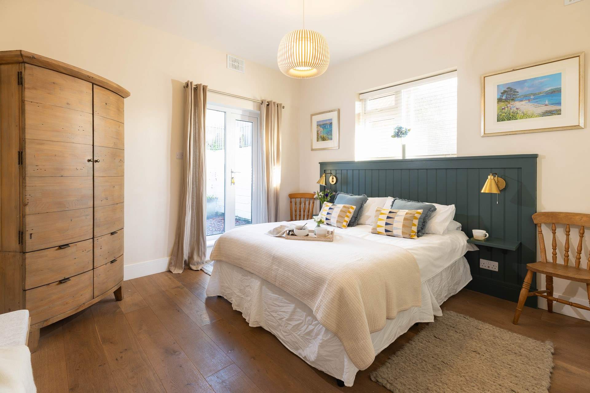 The three gorgeous bedrooms are on the ground floor. 