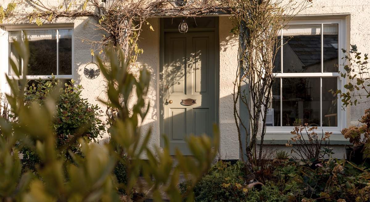 Welcome to magical Snowdrop Cottage. Situated a stone's throw from the heart of Dulverton.
