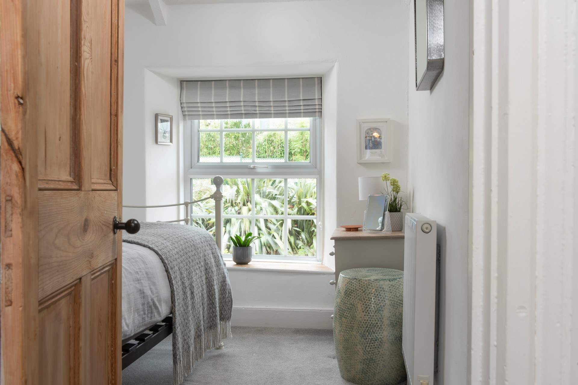 Let's take a peek into bedroom 3.