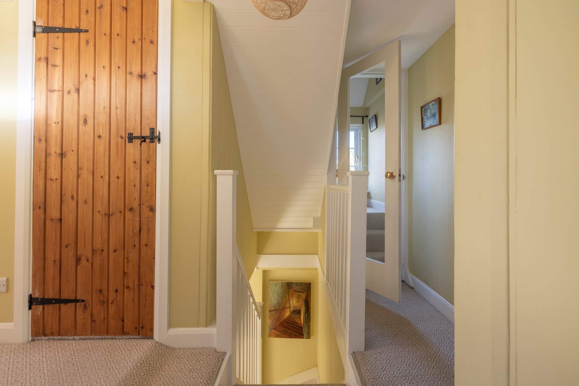 Please note that the first floor has an uneven spot under the floor at the top of the stairs, please take care.