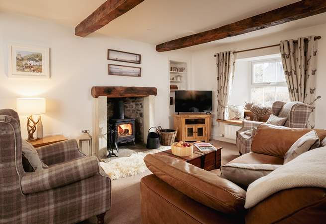 The sitting-room is so cosy and inviting, you won't want to leave. 