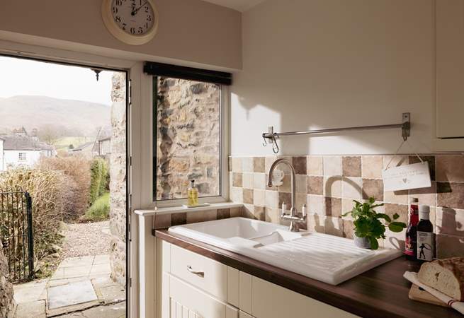 Al fresco dining is easy and the view is a delight.