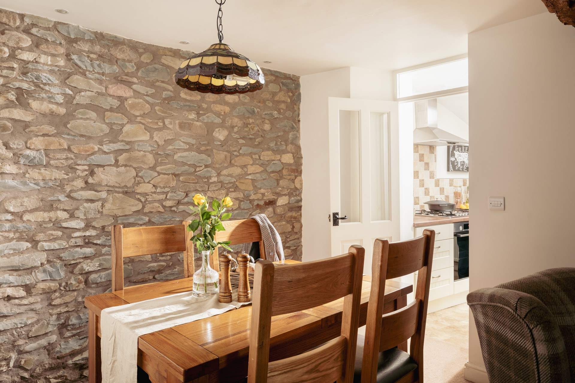 Dining is a treat when there's time to spare. 