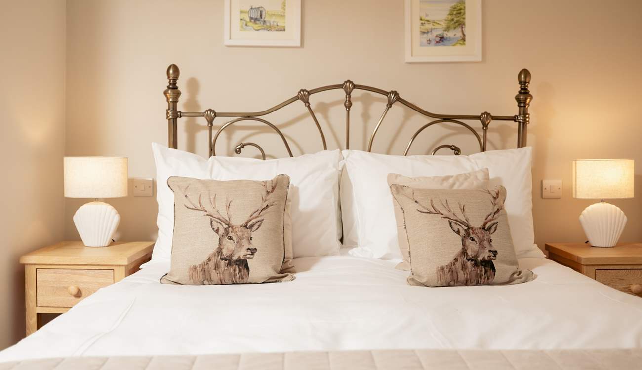 The first floor bedroom is just the place for early nights and late mornings. 