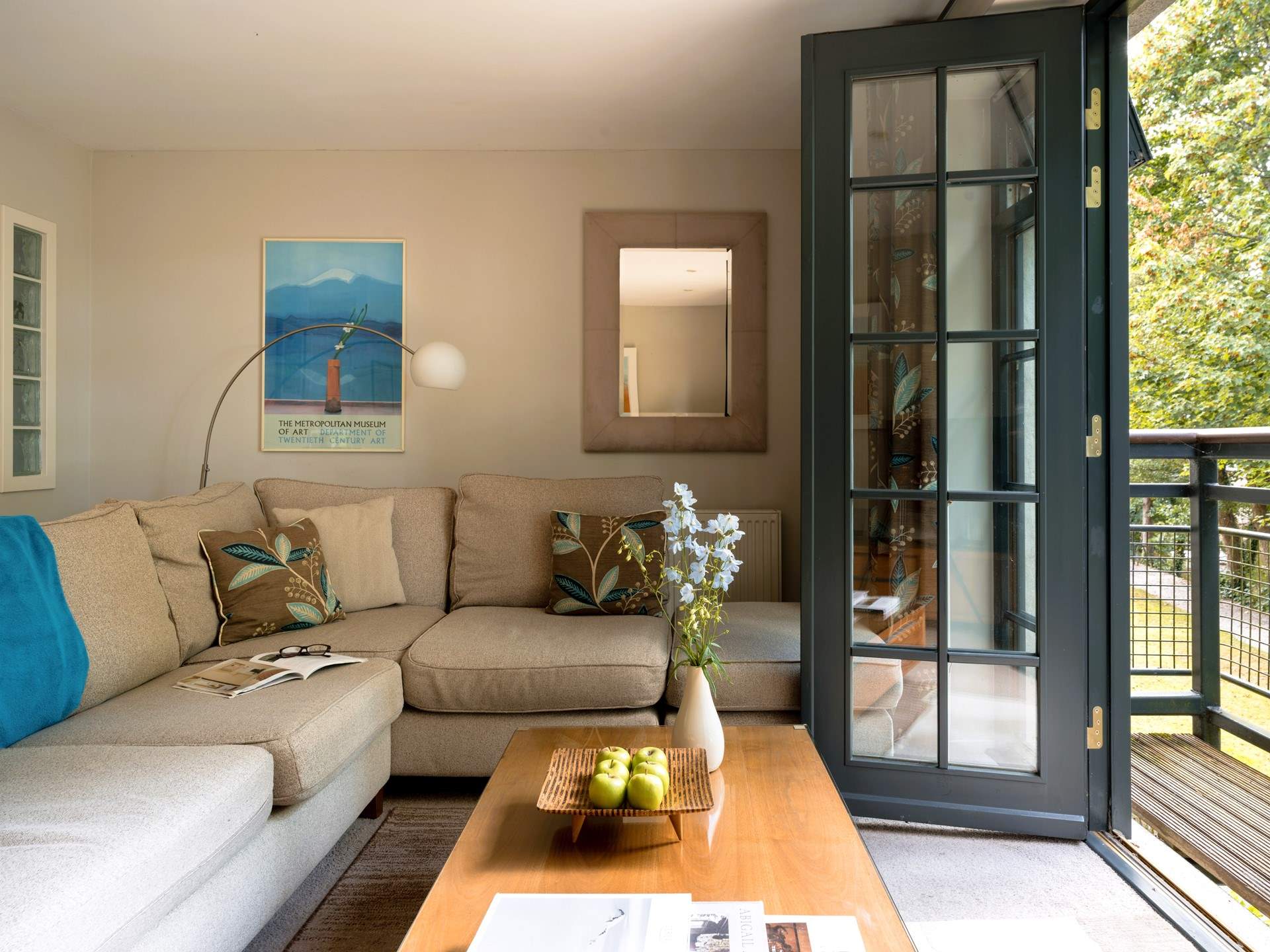 Plenty of room to chill out and unwind.