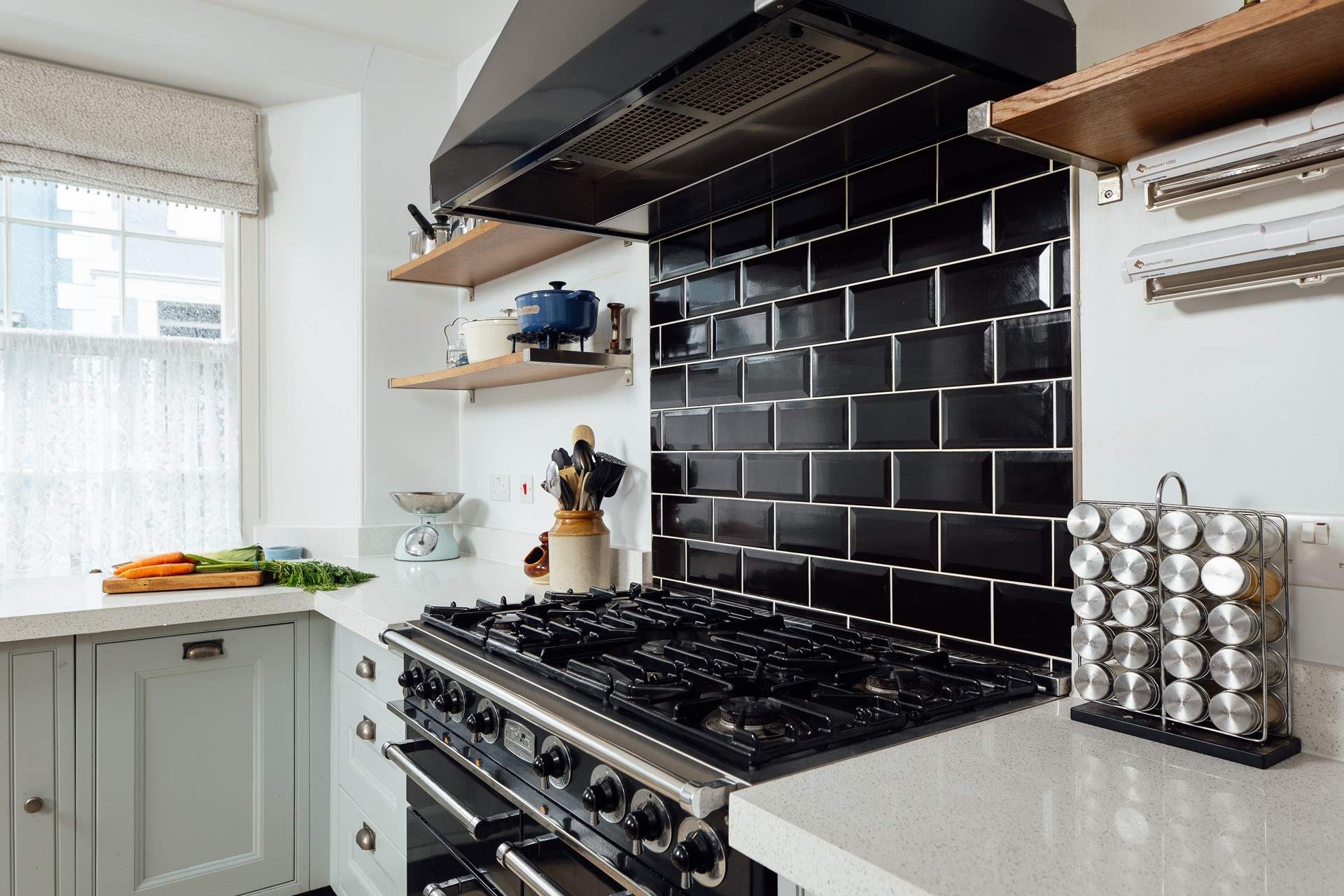 Try fresh local ingredients for some tasty cooking. 