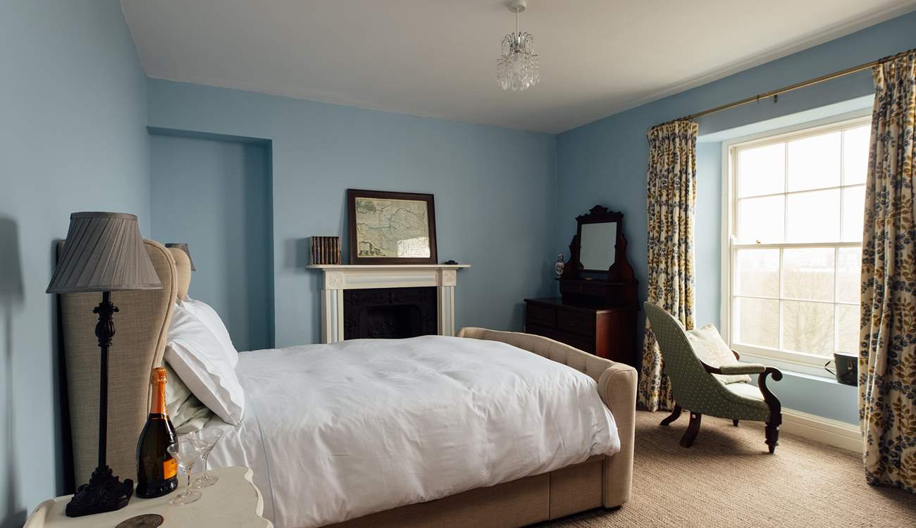 The spacious captain's room with sea views. 