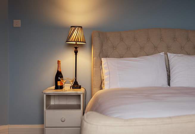 Slow, blissful holiday mornings. 