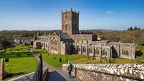 Magnificent St Davids' cathedral. The Refrectory Cafe serves delicious Mamgu welshcakes and the most delicious lunch. Musical events are held throughout the year. 