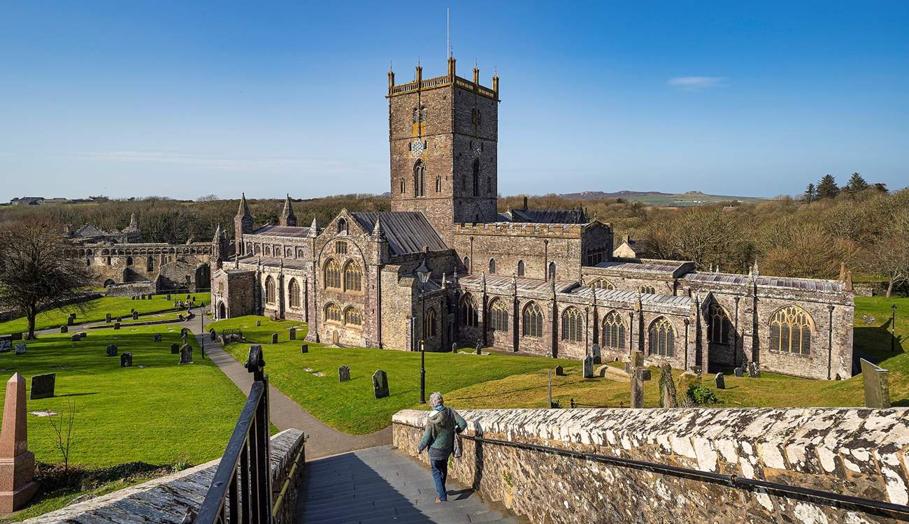 Magnificent St Davids' cathedral. The Refrectory Cafe serves delicious Mamgu welshcakes and the most delicious lunch. Musical events are held throughout the year. 
