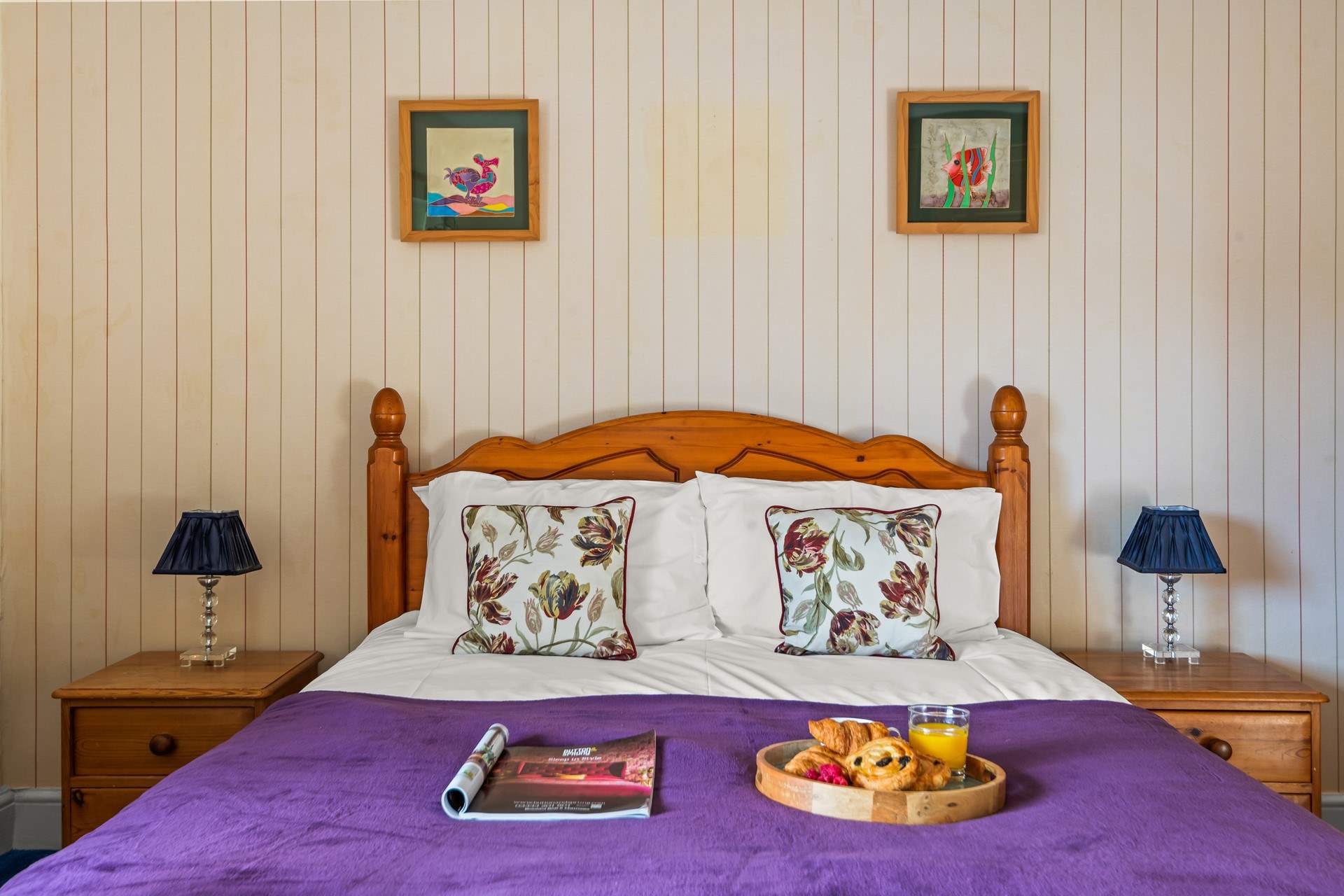 Vibrant colours are so welcoming and cheerful.